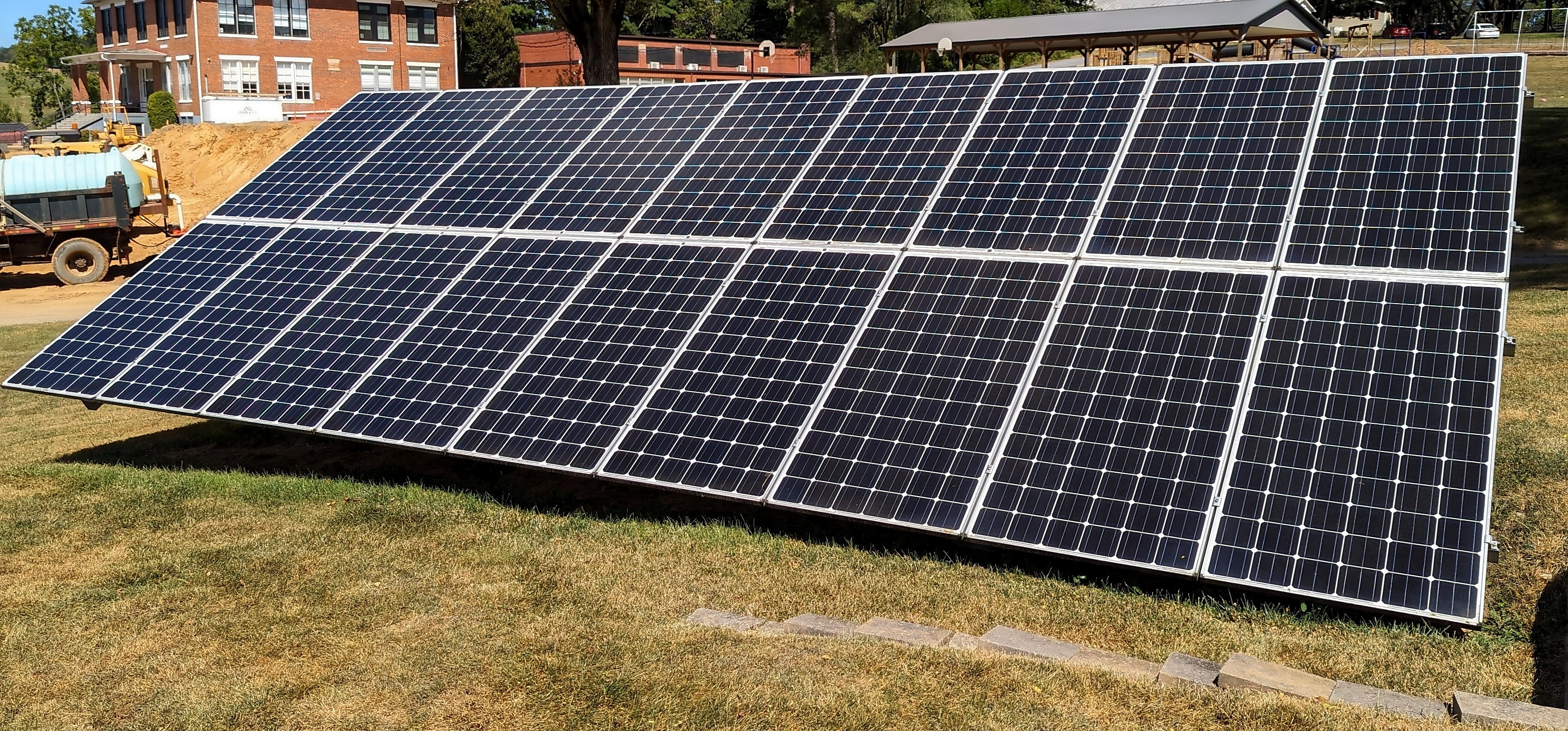 Solar Panel Cleaning in Keezletown, VA