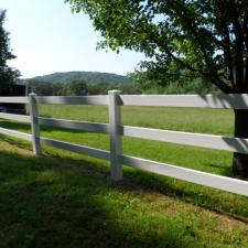 Service - Residential Fence Cleaning 3