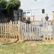 Service - Residential Fence Cleaning 8